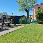 Casa Con Giardino Διαμέρισμα *