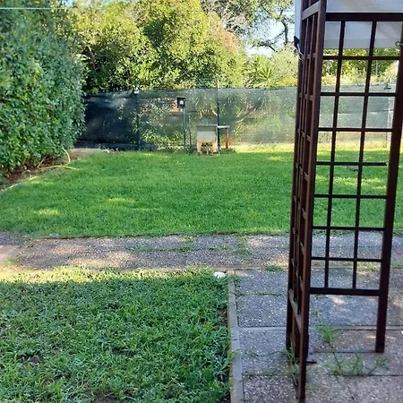 Appartamento Casa Con Giardino Cecina (Livorno)